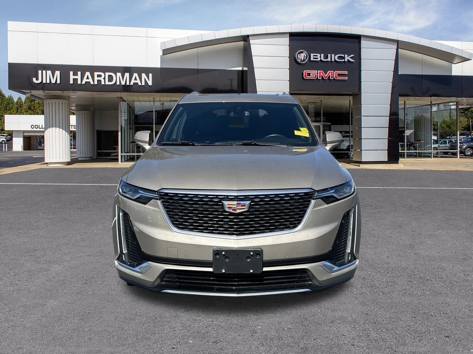 Used 2022 Cadillac XT6 Luxury FWD image 2