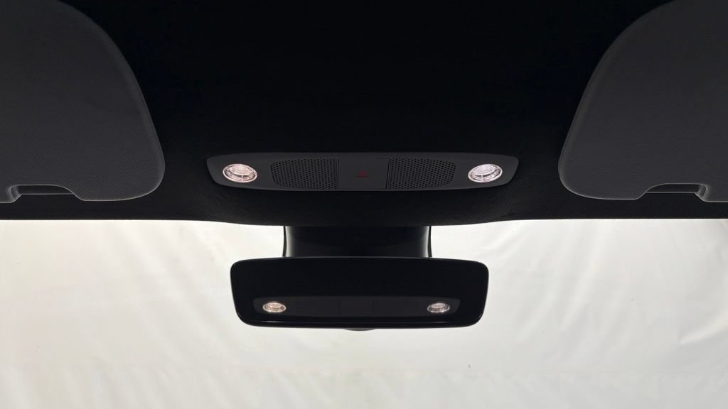 Used 2022 Tesla Model 3 Long Range AWD/4WD image 38