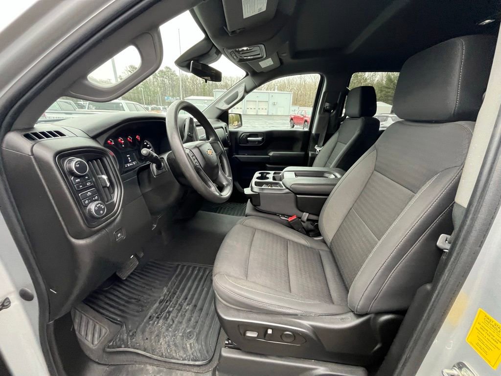 Used 2022 Chevrolet Silverado 1500 Custom AWD/4WD image 14