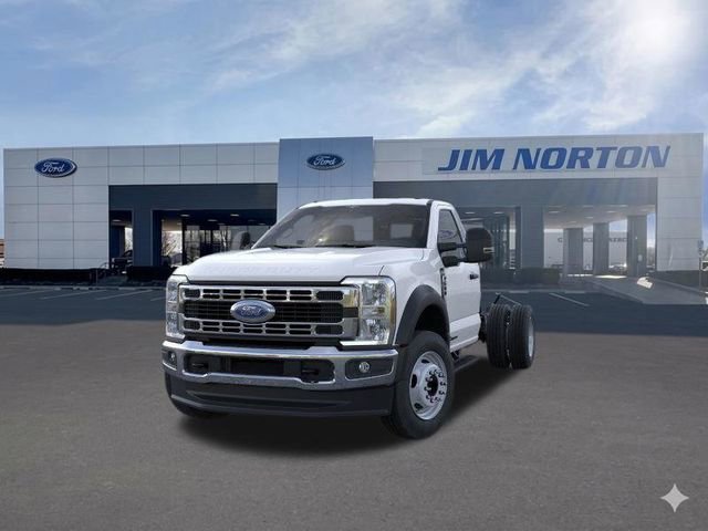 New 2025 Ford F600 4x4 Regular Cab Super Duty w/ XL Chrome Package image 3
