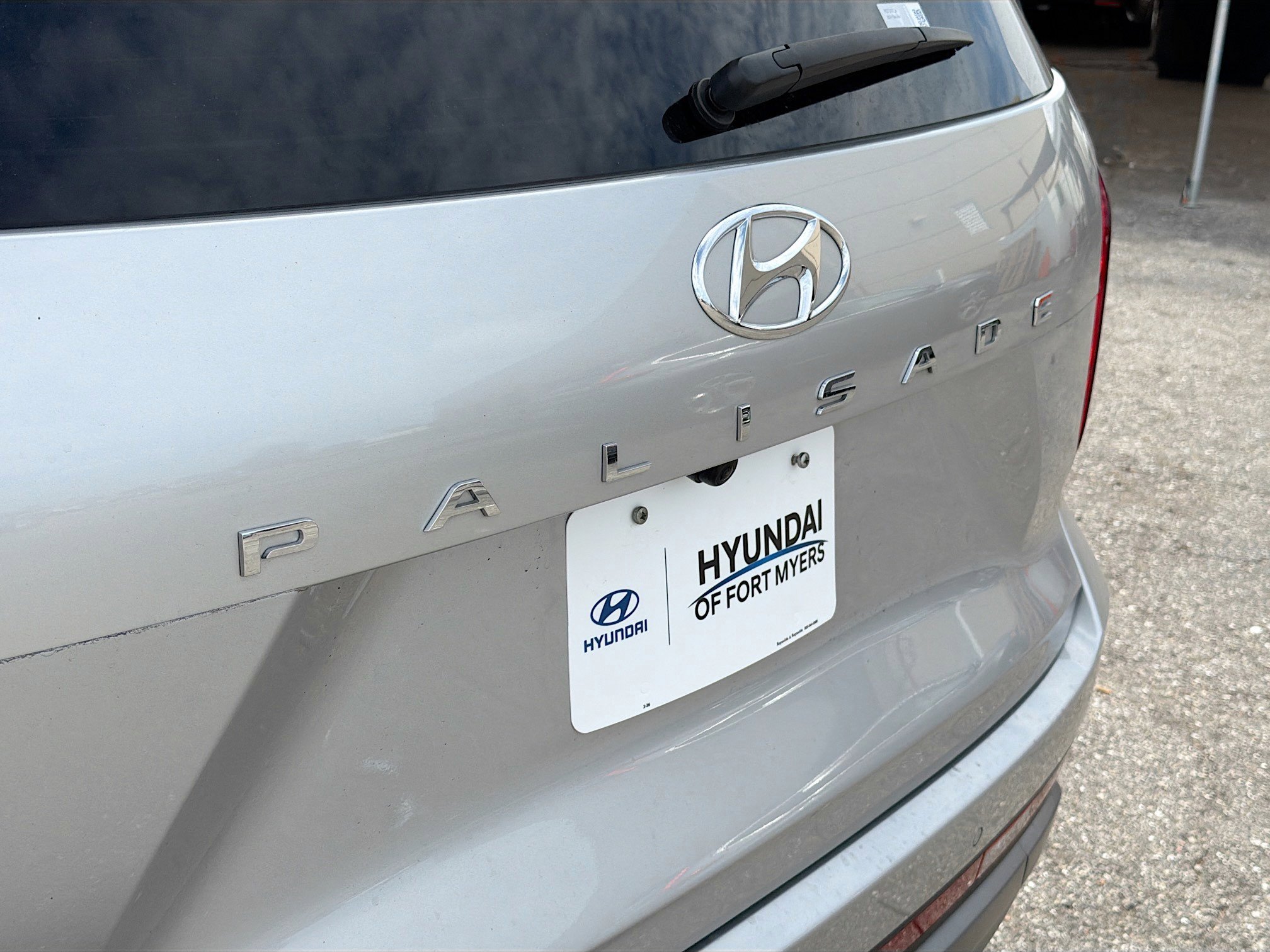 Used 2024 Hyundai Palisade SEL w/ Premium Package image 11