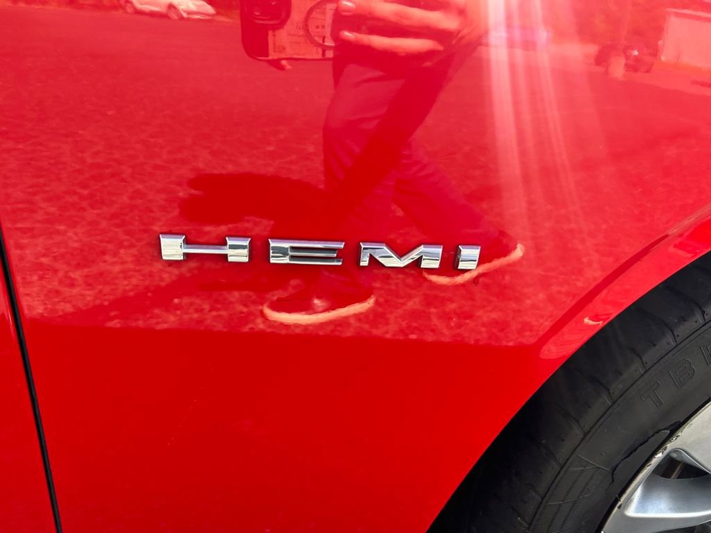 Used 2022 Dodge Challenger R/T RWD image 12