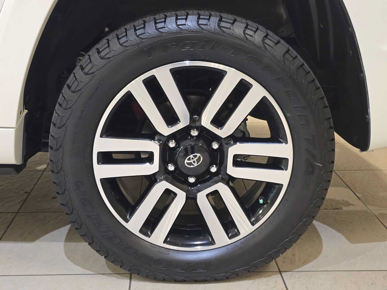 Certified 2023 Toyota 4Runner Limited AWD/4WD image 8