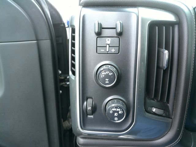 Used 2018 Chevrolet Silverado 1500 LTZ Z71 w/ LTZ Plus Package image 20