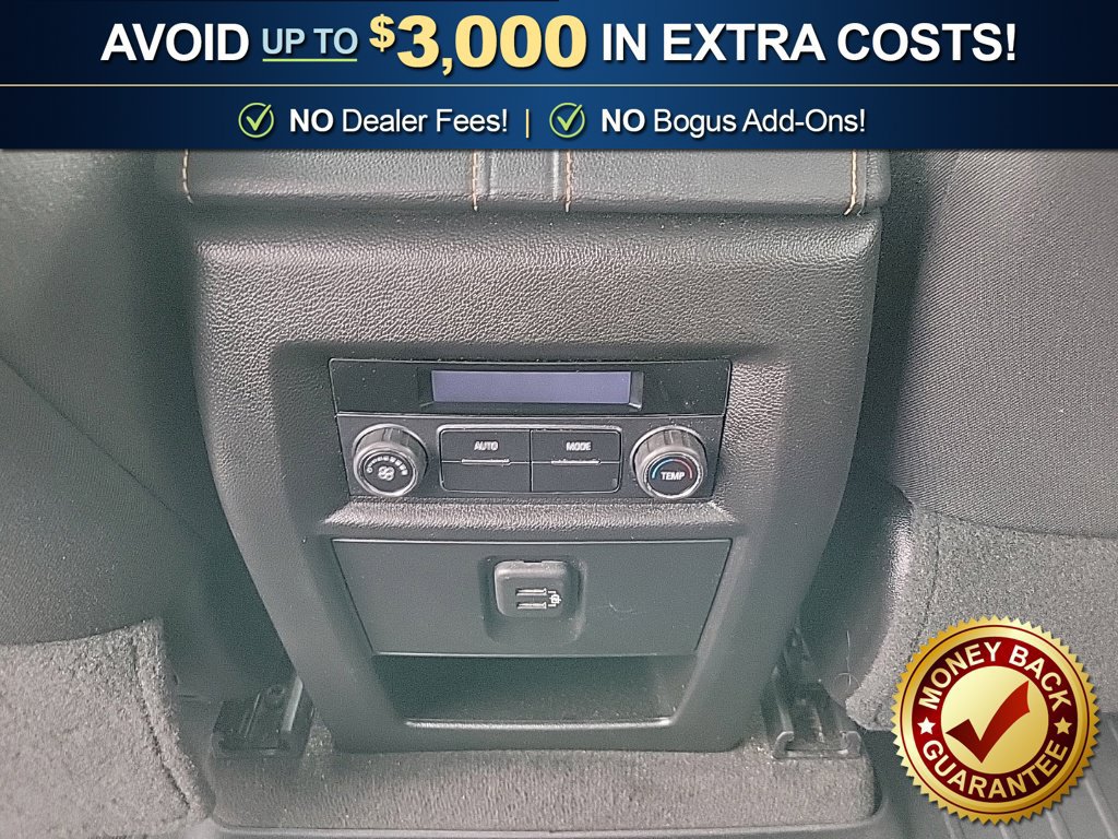 Used 2020 Chevrolet Traverse LT FWD image 23