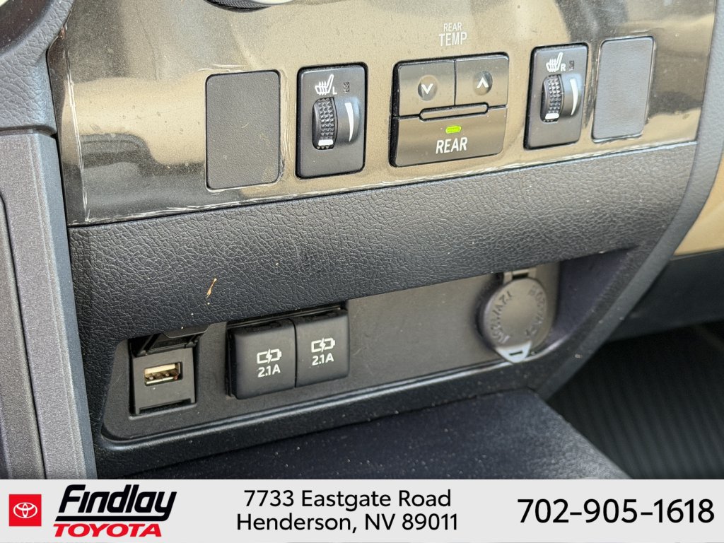 Used 2021 Toyota Sequoia Limited AWD/4WD image 32