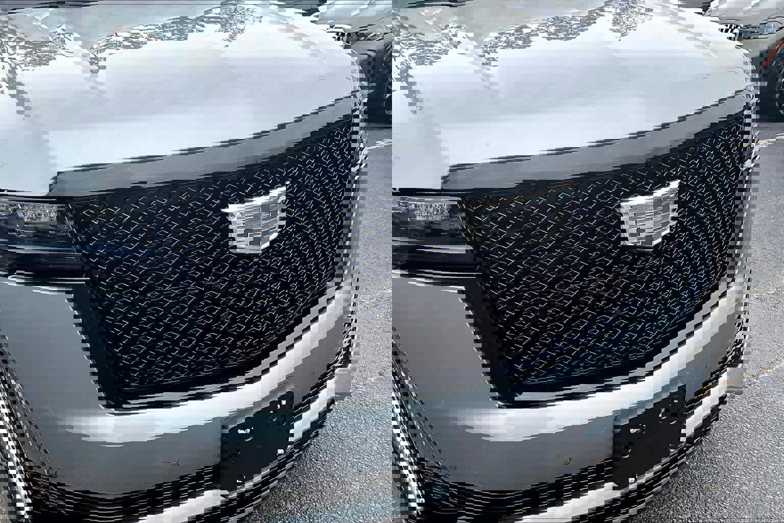 Used 2024 Cadillac Escalade Sport w/ LPO, ONYX Package image 30