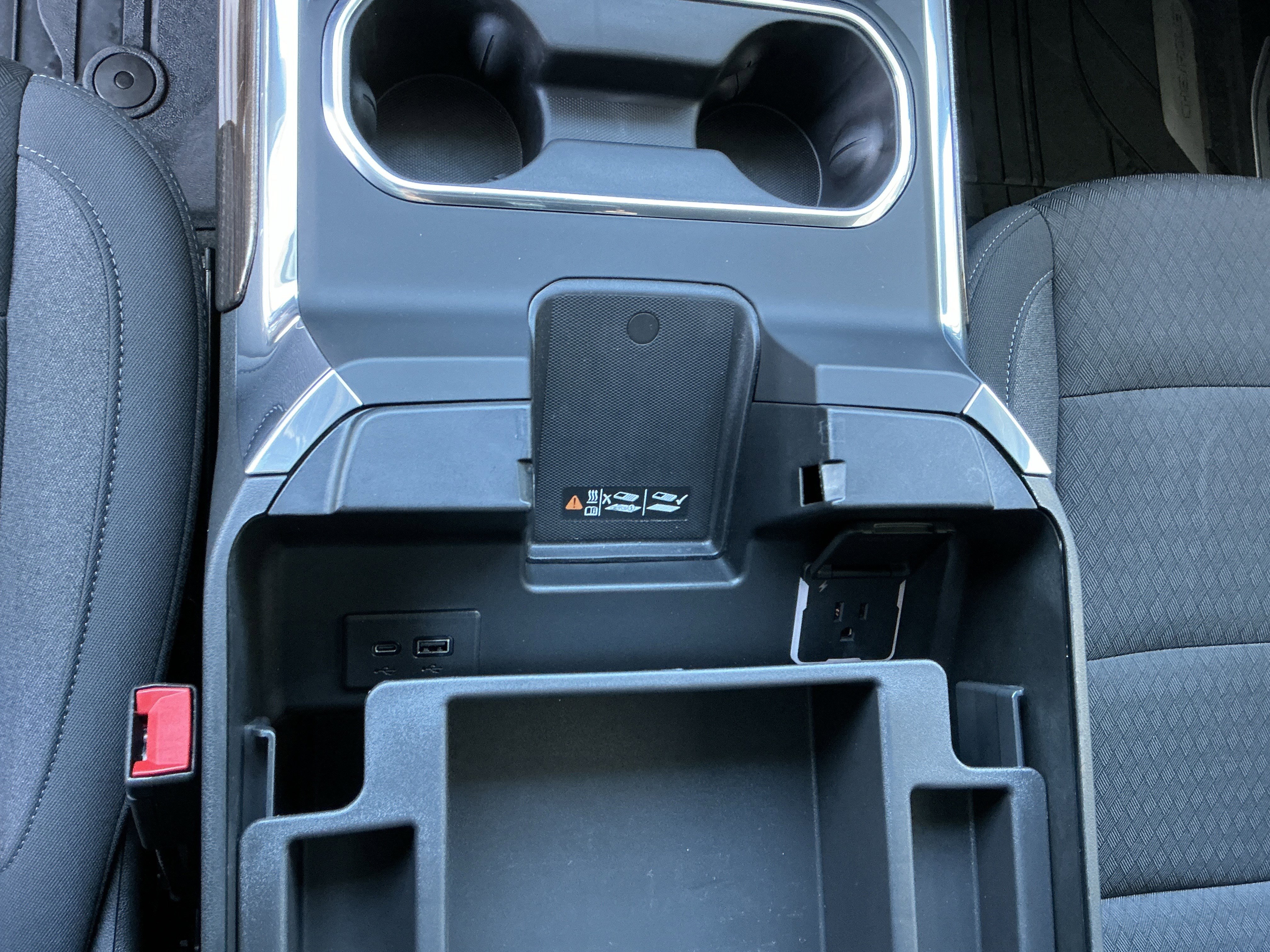 Used 2025 Chevrolet Silverado 3500 LT w/ Convenience Package image 27