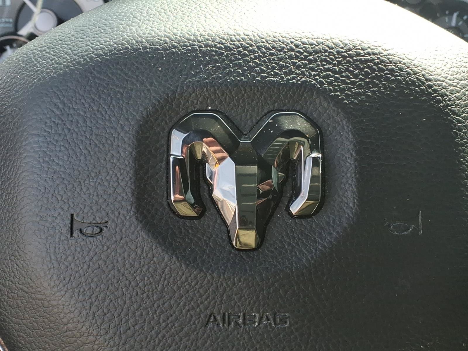 Used 2022 RAM 1500 Limited AWD/4WD image 15