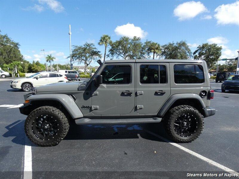 Used 2020 Jeep Wrangler Unlimited Sahara AWD/4WD image 10