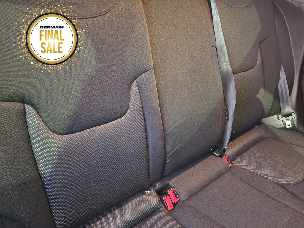 Used 2021 Jeep Renegade Sport image 17