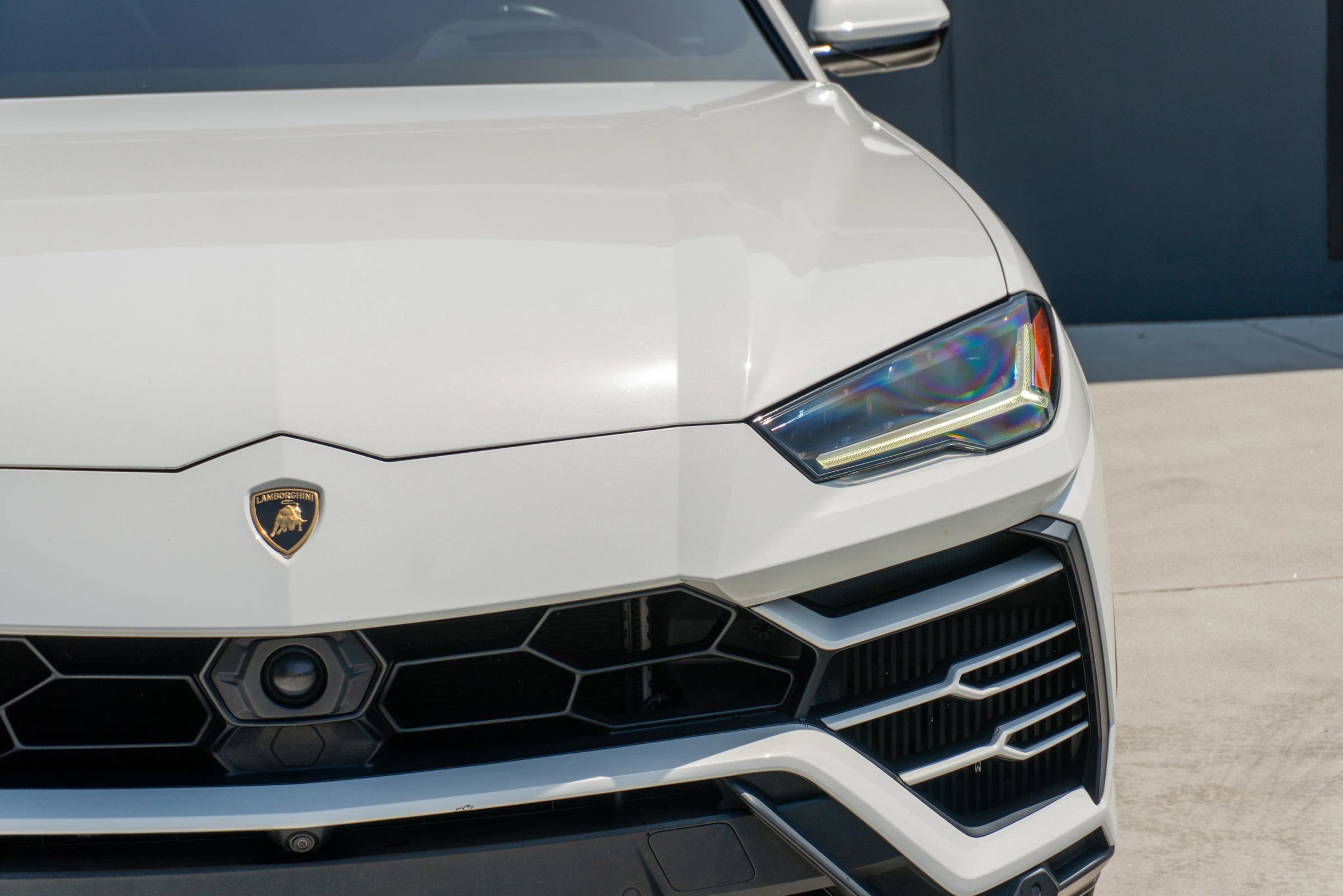 Used 2020 Lamborghini Urus AWD/4WD image 21