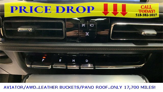 Used 2023 Lincoln Aviator AWD w/ Premium Package image 44