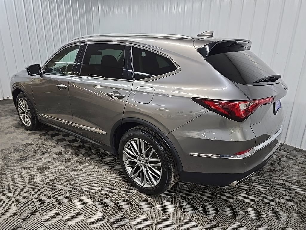 Used 2023 Acura MDX SH-AWD w/ Advance Package image 9
