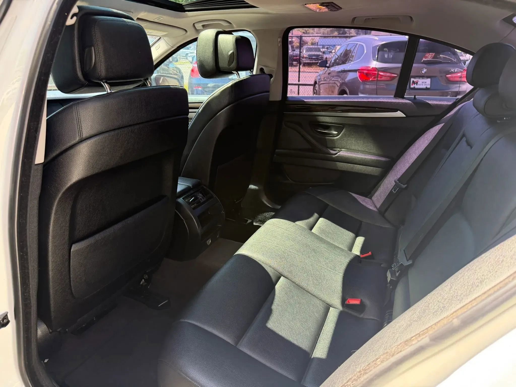 Used 2013 BMW 528i xDrive Sedan AWD/4WD image 13