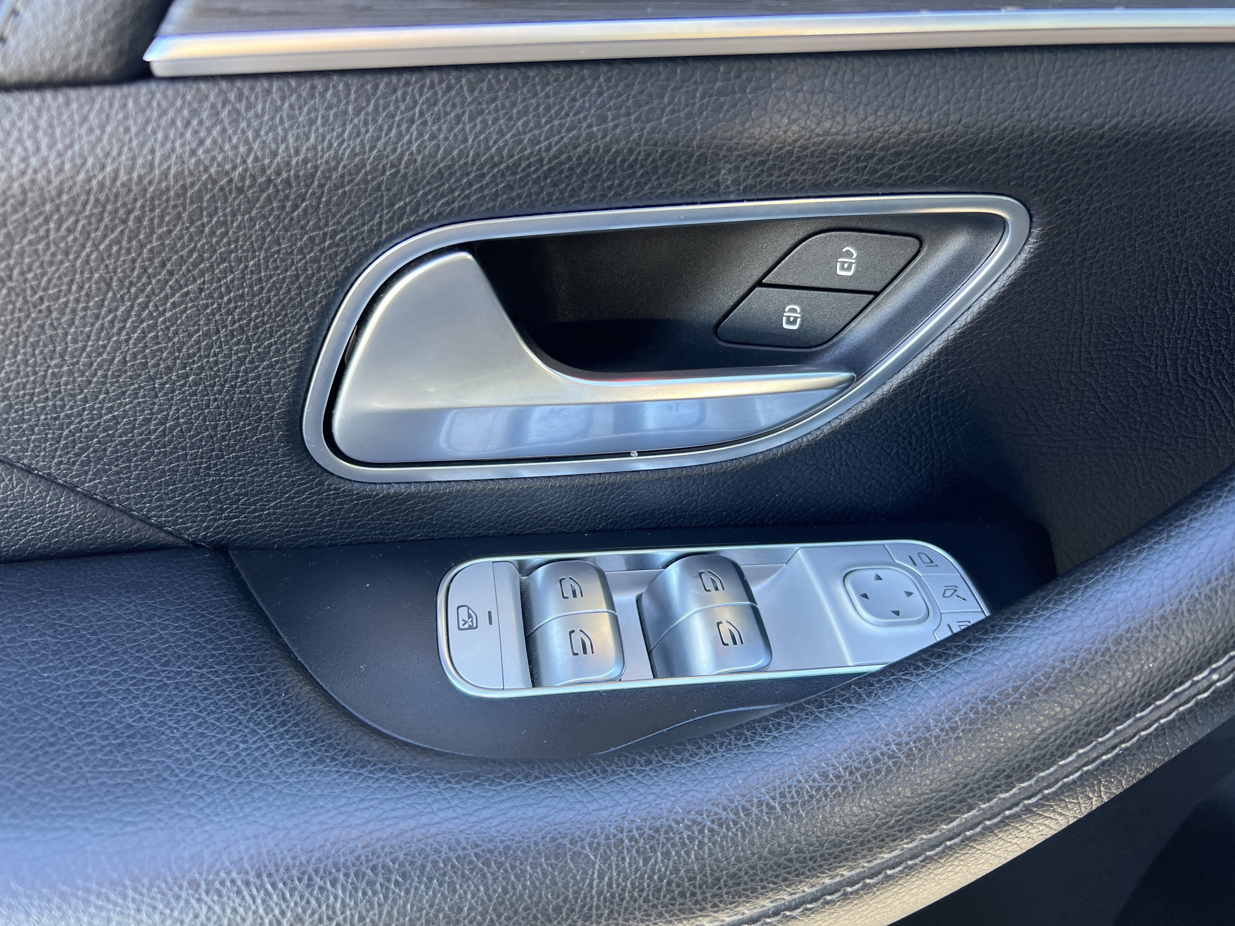 Used 2022 Mercedes-Benz GLE 350 image 17
