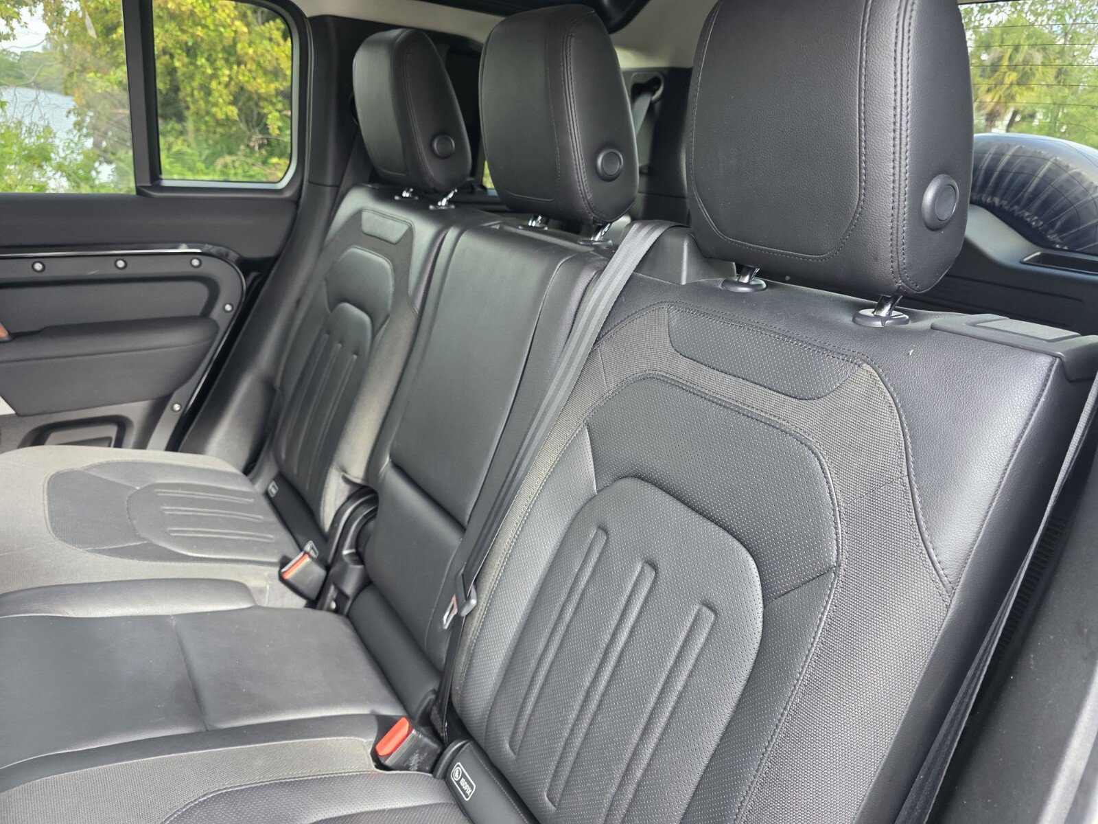 Used 2020 Land Rover Defender 110 S AWD/4WD image 15