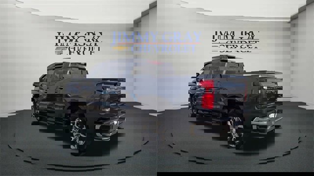 Used 2019 Chevrolet Silverado 1500 LT w/ All-Star Edition image 5