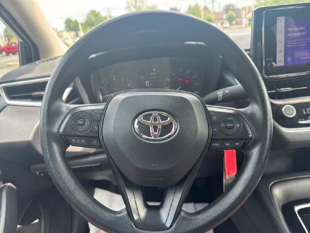 Used 2024 Toyota Corolla LE FWD image 11