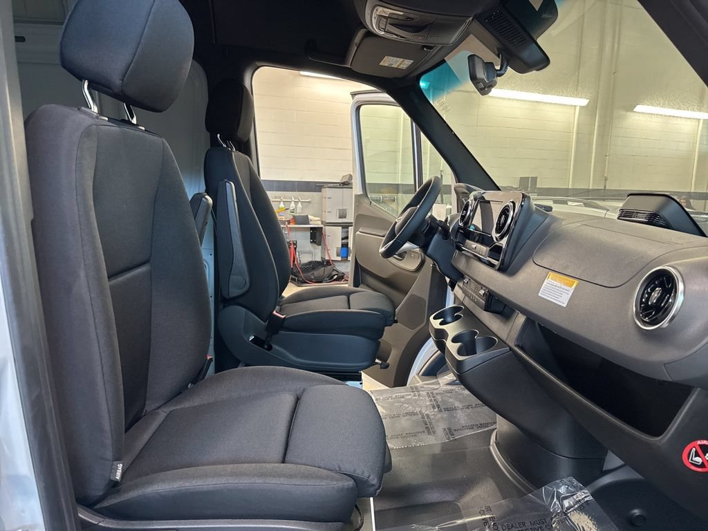 New 2026 Mercedes-Benz Sprinter 2500 image 18