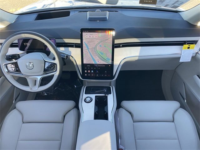 New 2025 Volvo EX90 Plus w/ Protection Package Premier image 16