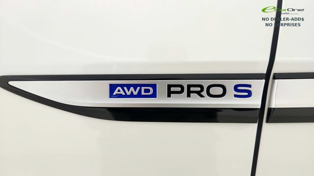 Used 2023 Volkswagen ID.4 Pro S Plus AWD/4WD image 32