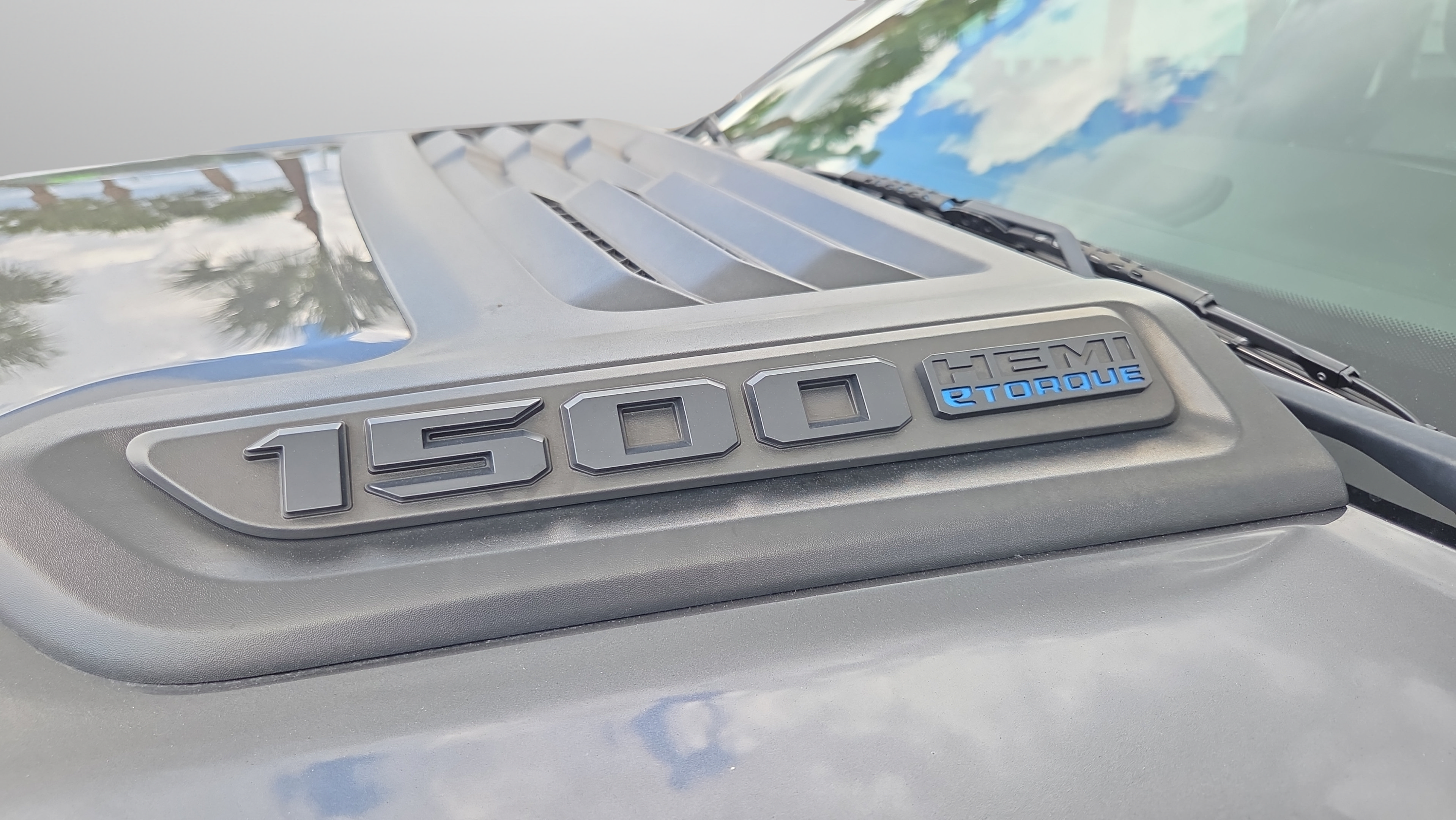 Used 2023 RAM 1500 Laramie AWD/4WD image 34