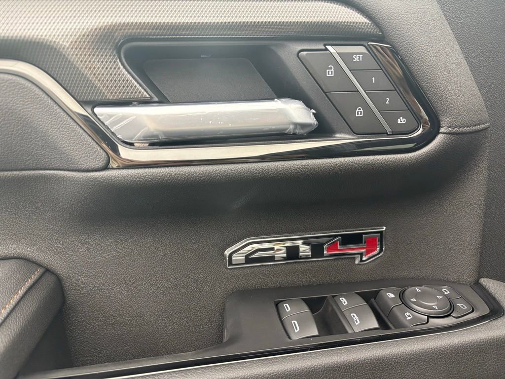 New 2025 GMC Sierra 1500 AT4 w/ AT4 Premium Package image 19