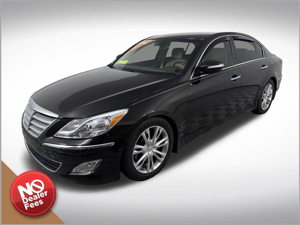 Used 2014 Hyundai Genesis 3.8 RWD image 8