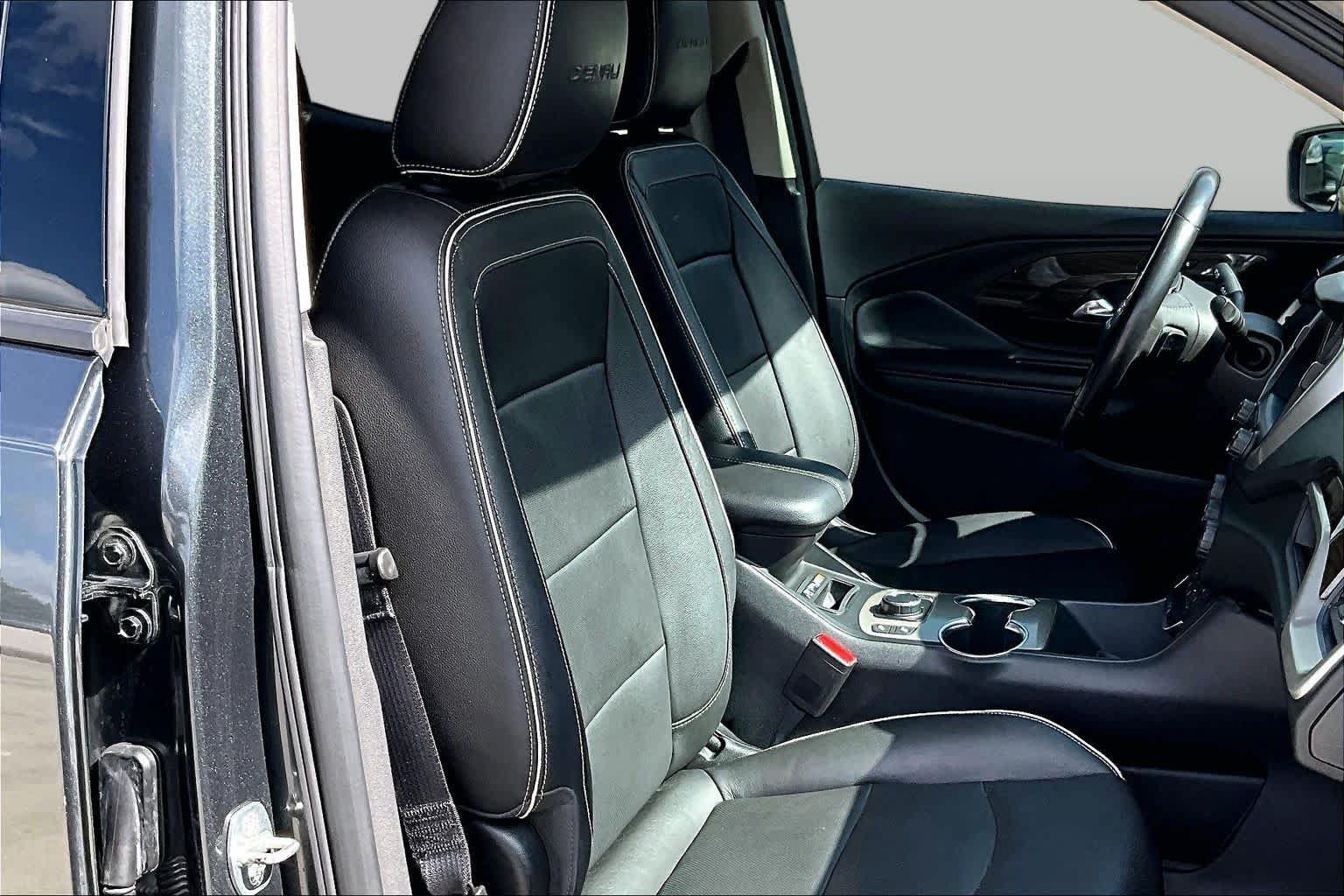 Used 2019 GMC Terrain Denali FWD image 9