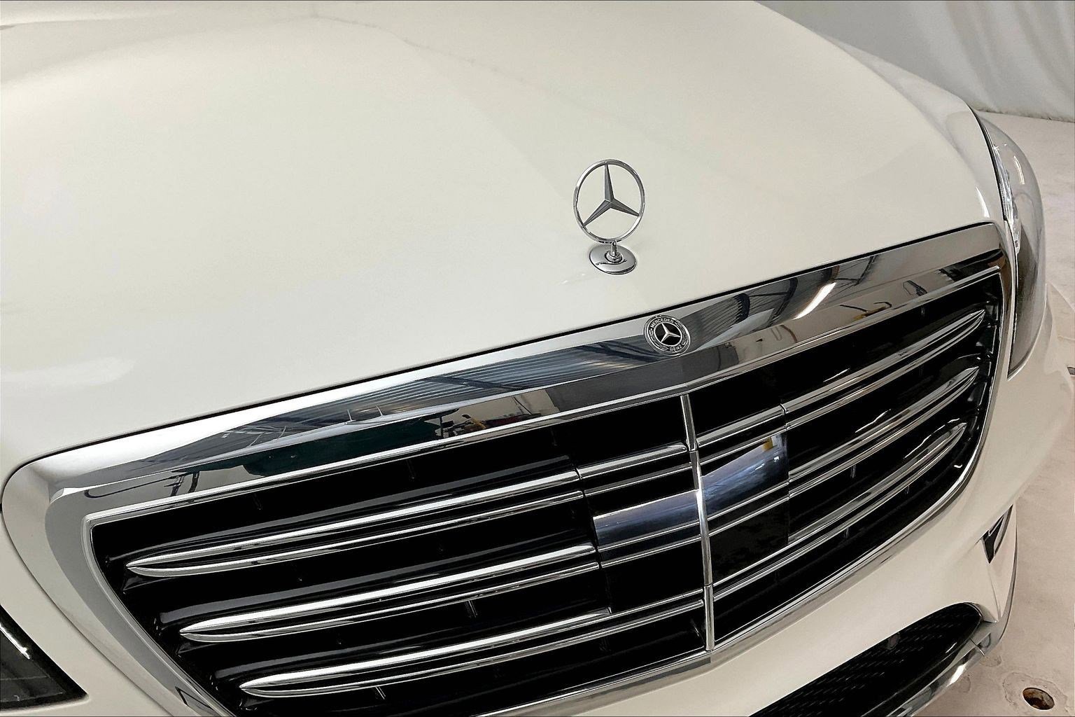 Used 2019 Mercedes-Benz S 560 4MATIC Sedan image 33