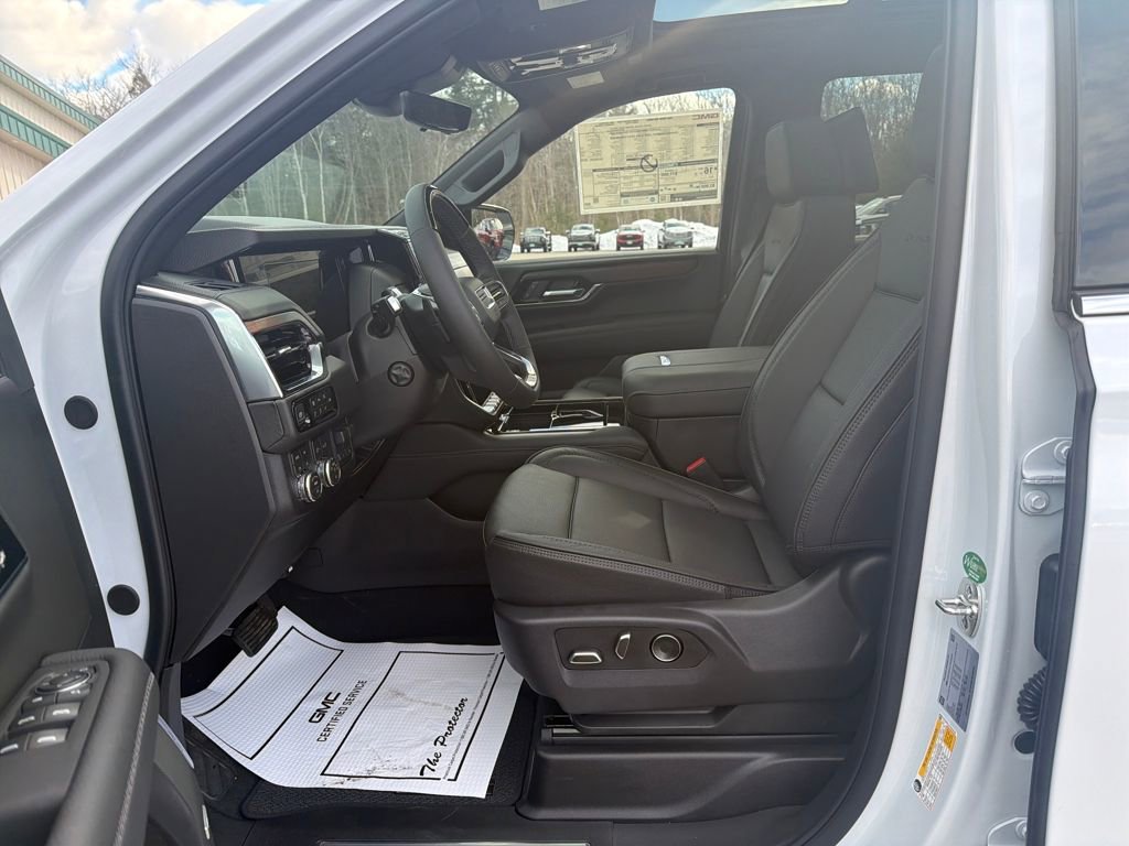 New 2026 GMC Yukon Denali w/ Denali Reserve Package image 11