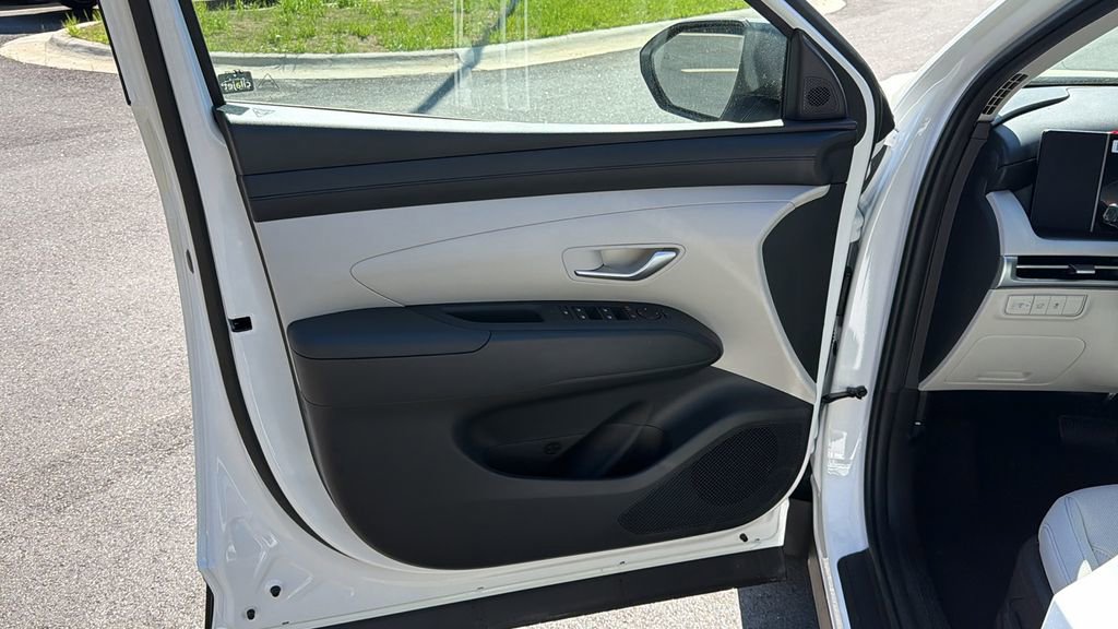 New 2026 Hyundai Tucson SEL image 11