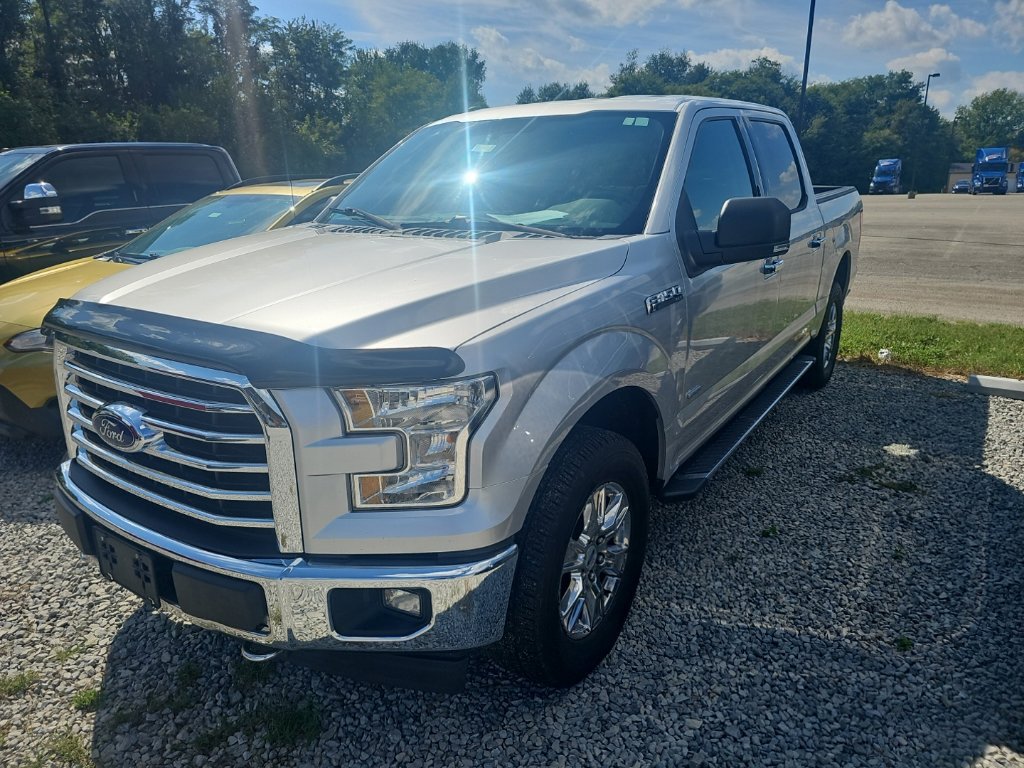 Used 2017 Ford F150 XLT w/ Equipment Group 302A Luxury AWD/4WD image 4