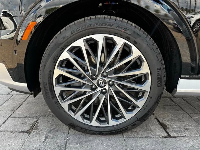 New 2026 Hyundai Palisade Calligraphy FWD image 7