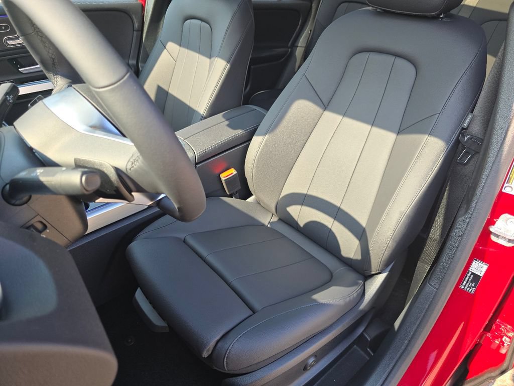 New 2026 Mercedes-Benz GLB 250 4MATIC image 22