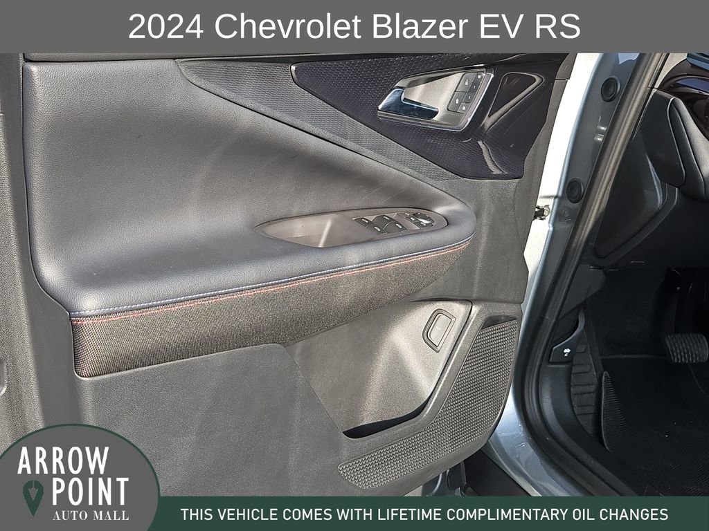 Used 2024 Chevrolet Blazer EV RS image 21