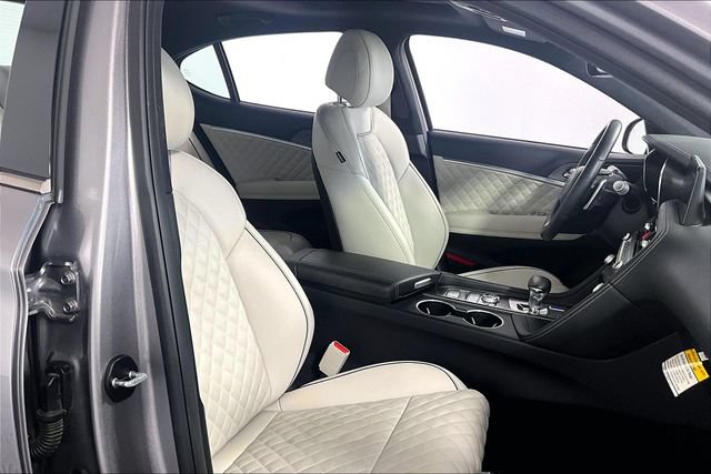 Certified 2025 Genesis G70 3.3T Advanced w/ Sport Prestige Package RWD image 7