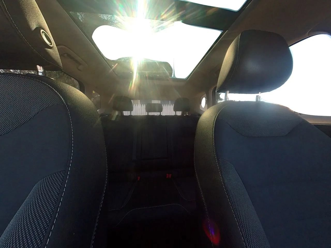 Used 2022 Volkswagen Taos SE image 25