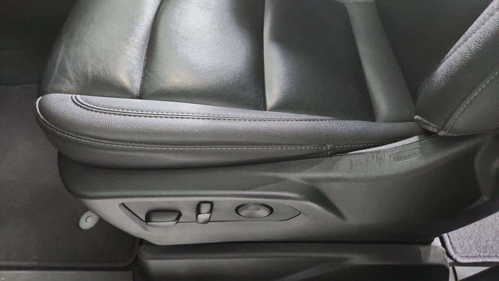 Used 2025 Chevrolet Tahoe LT AWD/4WD image 19