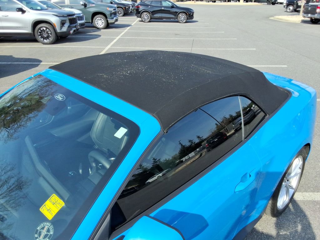 Used 2025 Ford Mustang GT Premium image 19