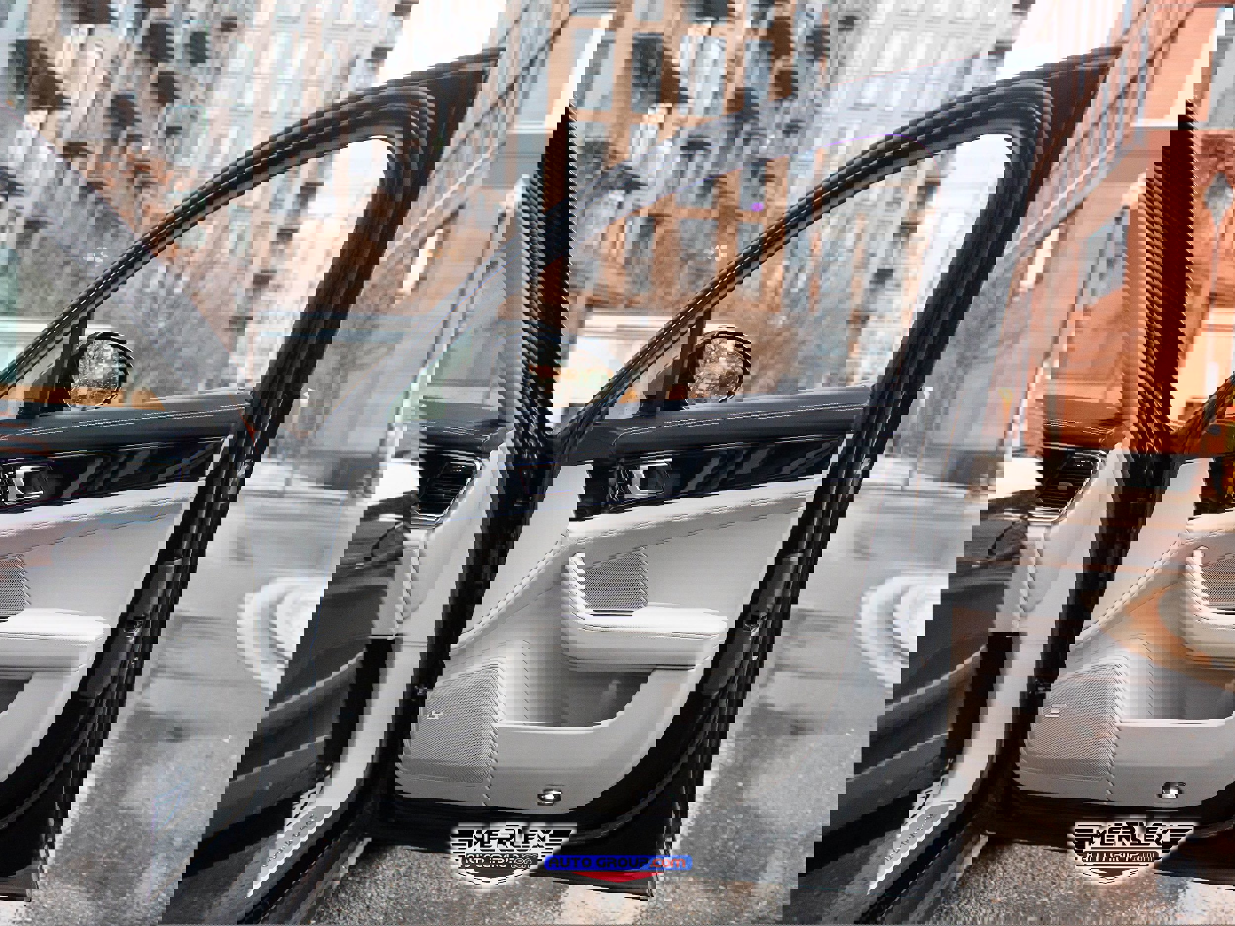 Used 2018 Porsche Panamera 4S w/ Premium Package Plus image 45