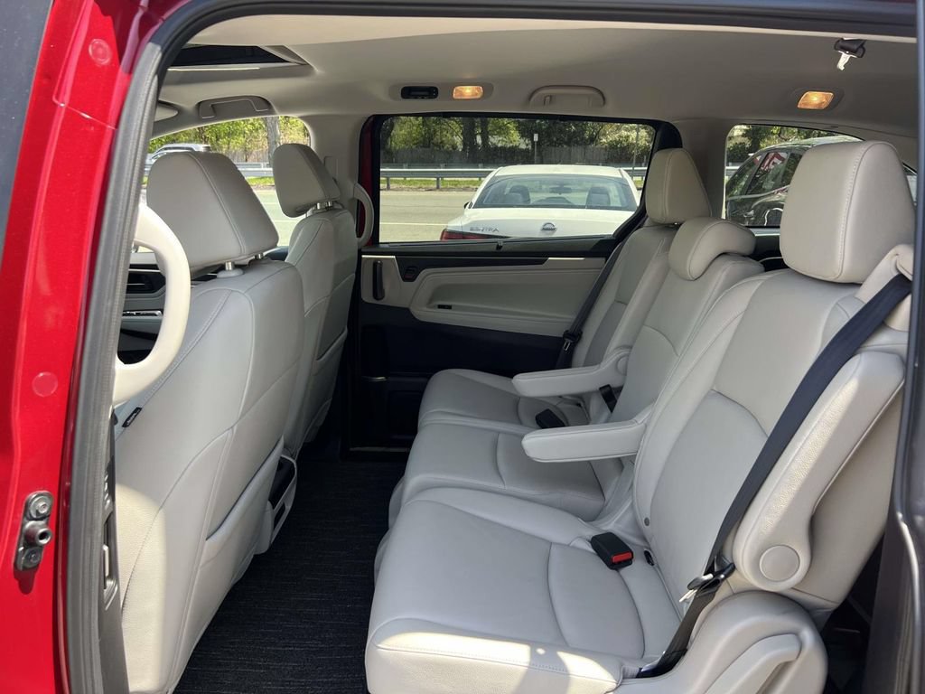 Used 2025 Honda Odyssey EX-L image 9