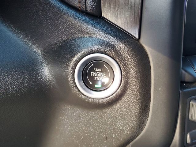 Used 2022 GMC Sierra 2500 AT4 w/ AT4 Premium Plus Package AWD/4WD image 26