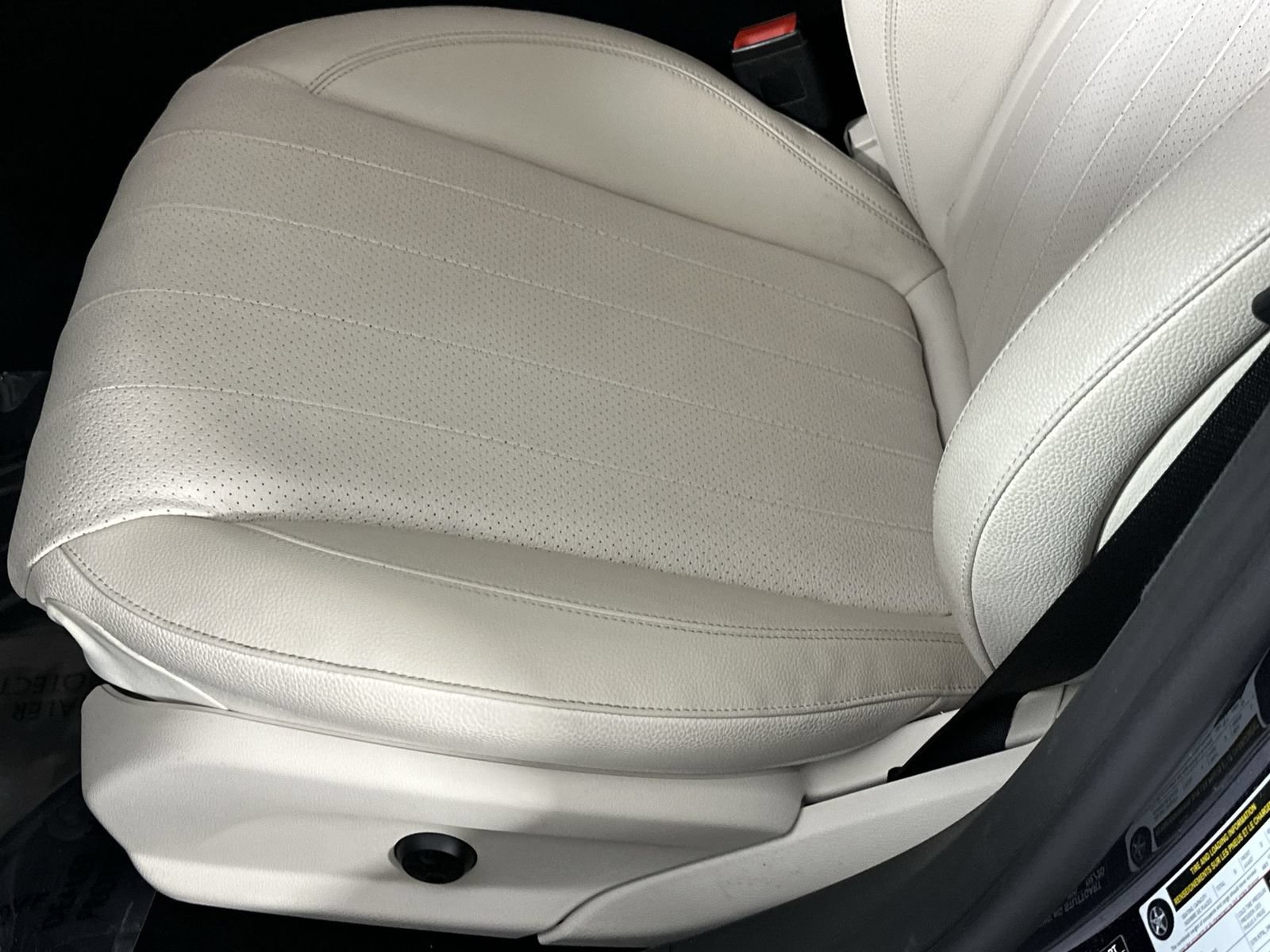 Used 2020 Mercedes-Benz E 350 Sedan image 12