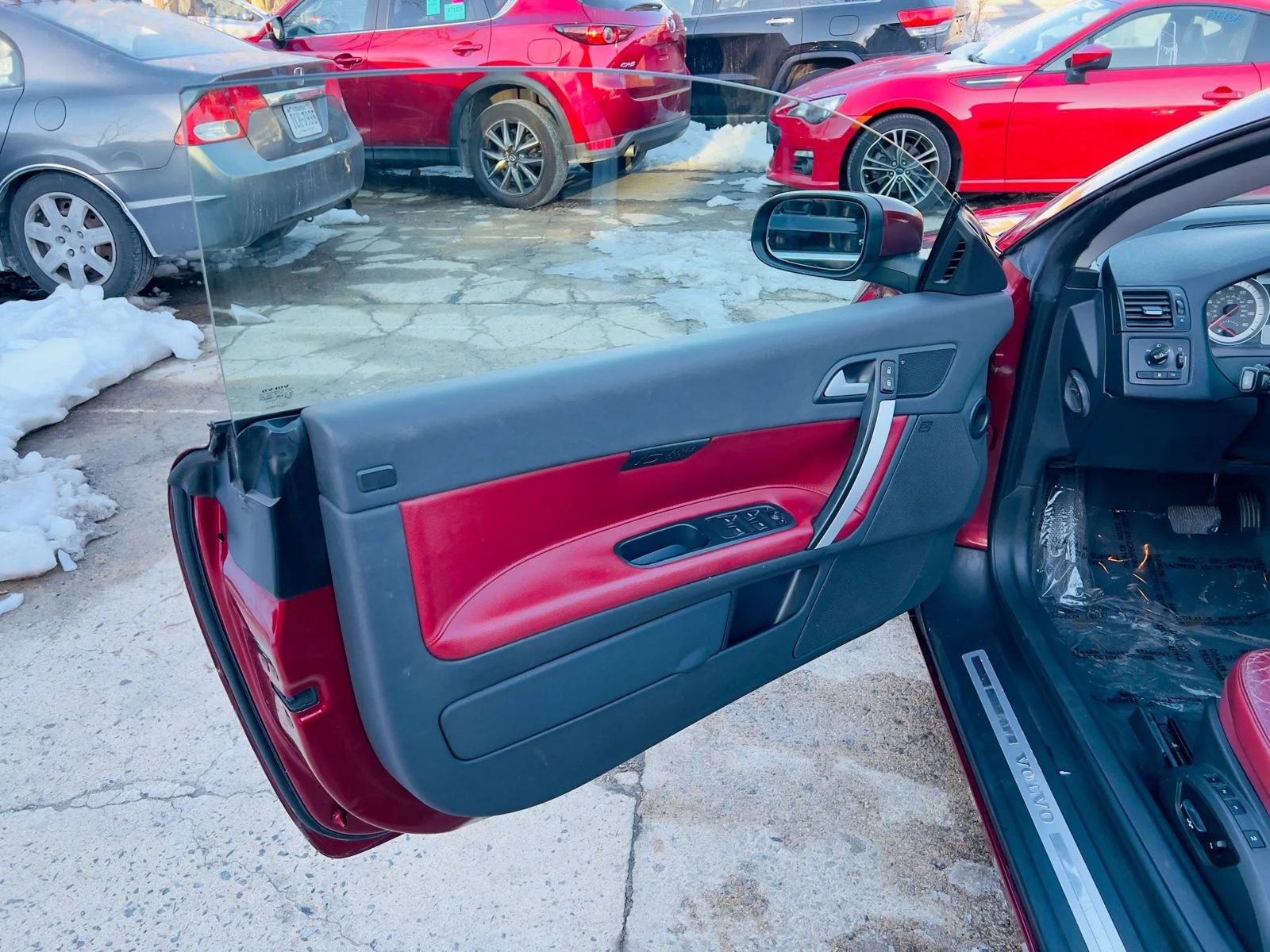 Used 2013 Volvo C70 T5 image 29