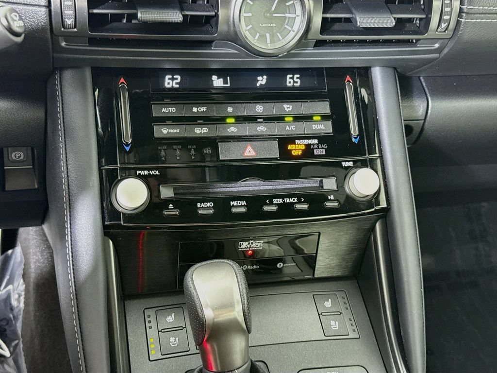 Used 2023 Lexus IS 350 F Sport RWD image 8