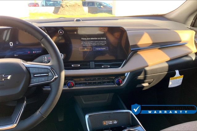 New 2026 Chevrolet Equinox ACTIV w/ Safety and Technology Package AWD/4WD image 8