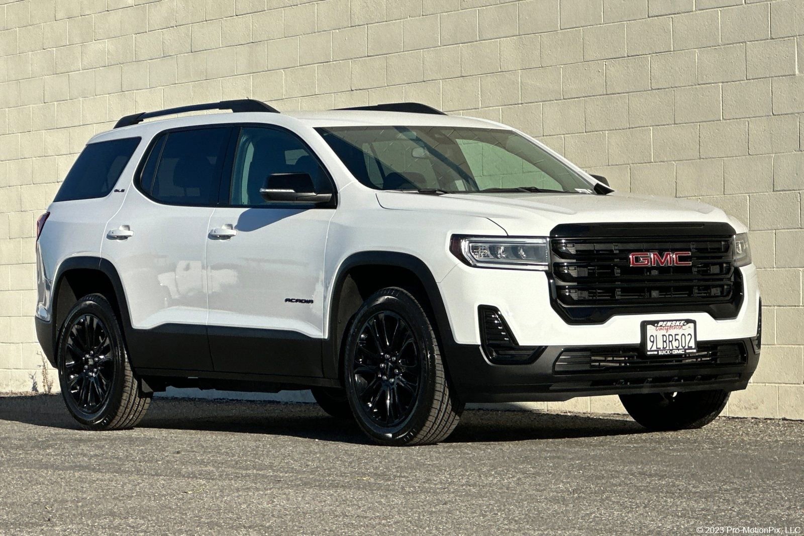 Certified 2023 GMC Acadia SLE w/ Elevation Edition image 1