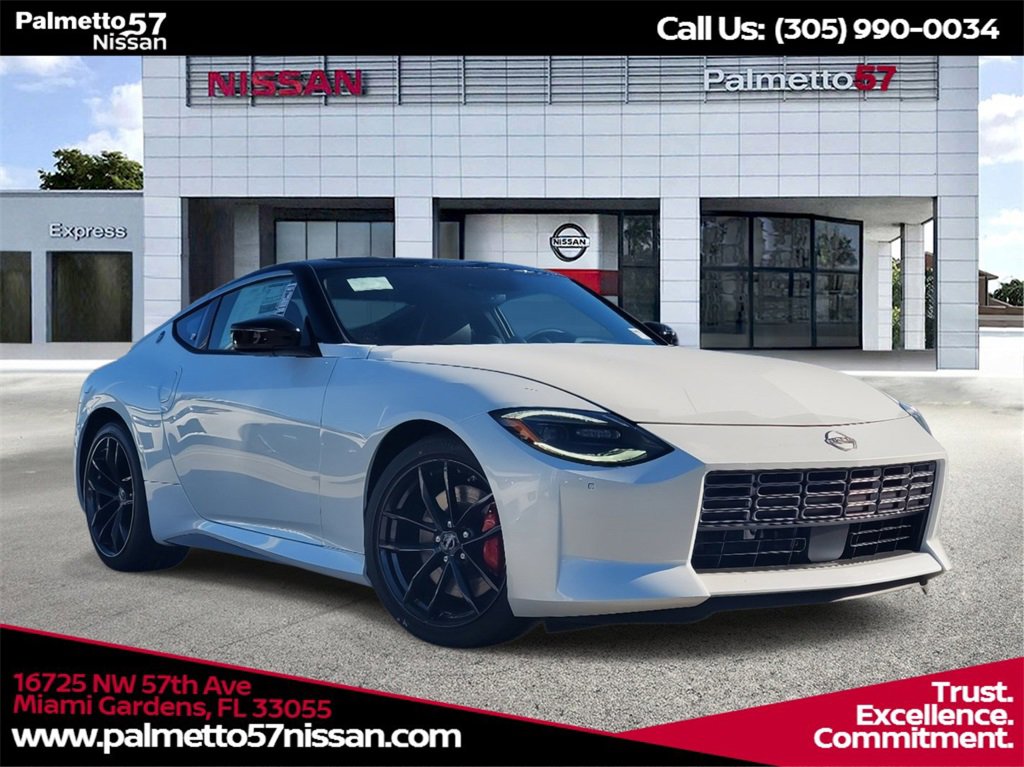 New 2024 Nissan Z Performance w/ Floor Mat Package